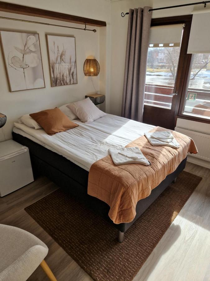 Botnia Hotel & Restaurant Kruunupyy Exteriör bild